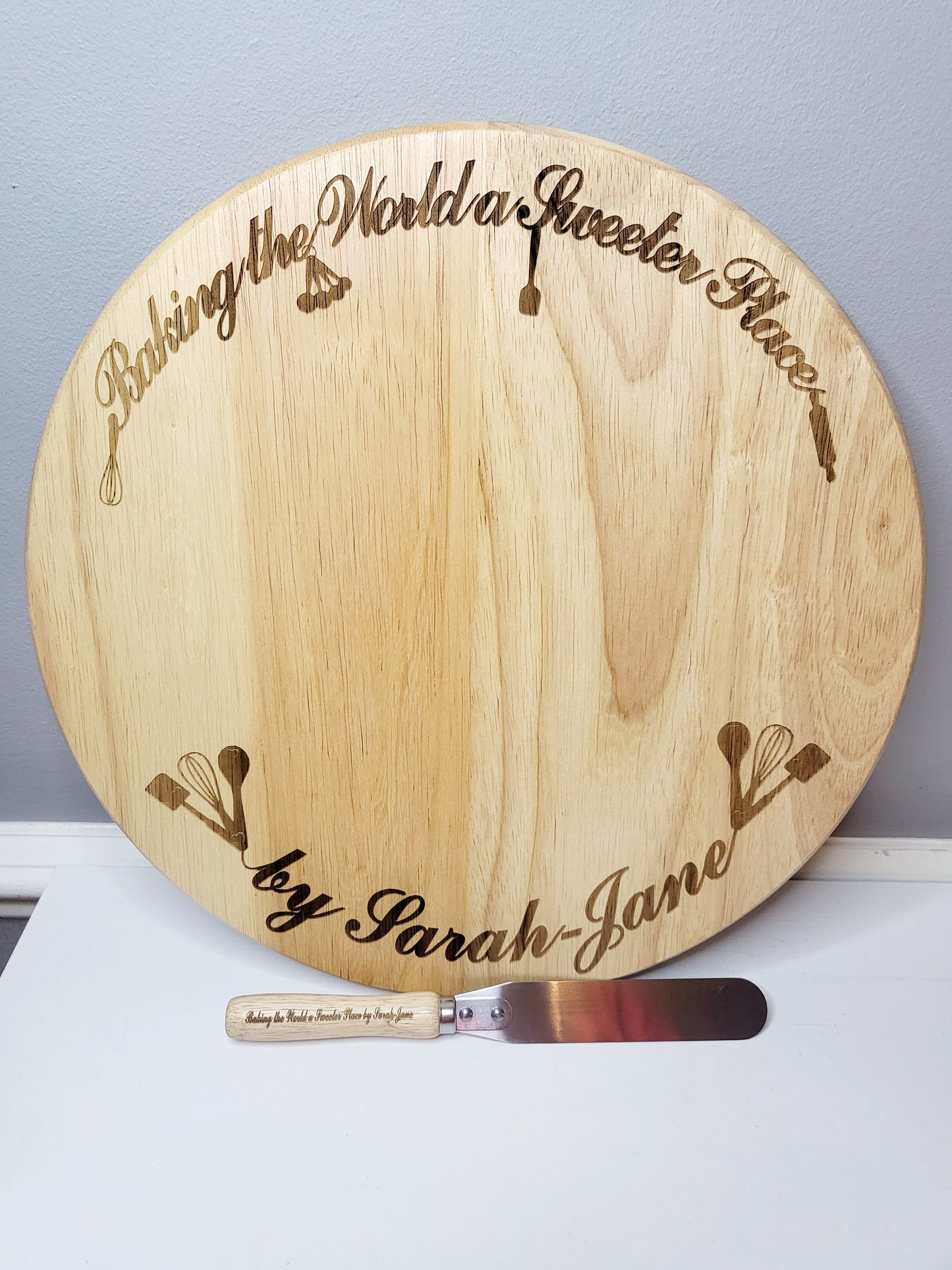 Personalised Baking Turntable for Cake Decorating